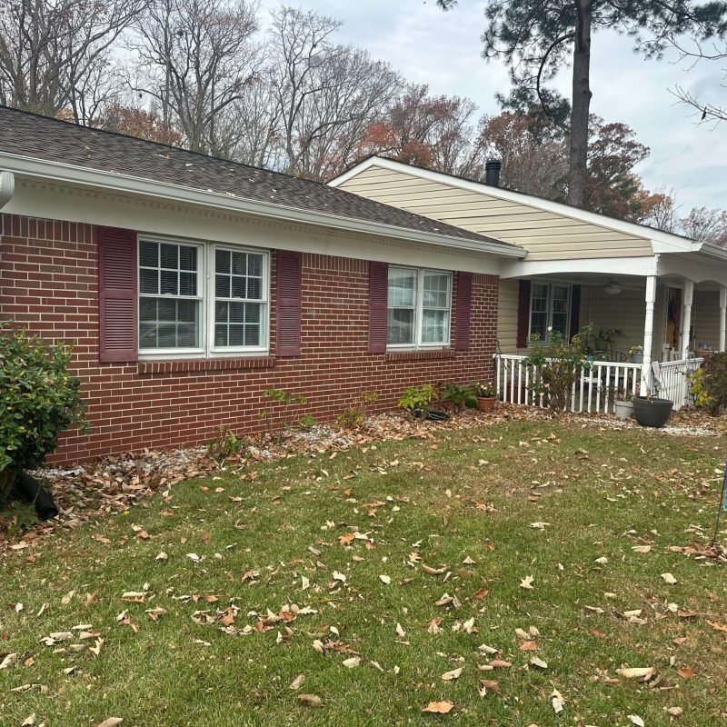 seamless aluminum gutter installation